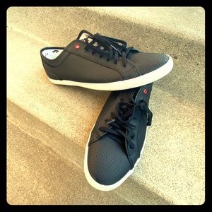 Black dress sneakers